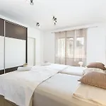 With Parking Space - 23849 Apartment