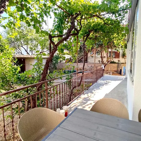 With Parking Space - 23849 Lejlighed *