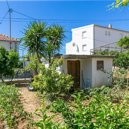 With Parking Space - 23849 Apartman Trogir