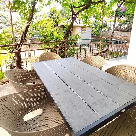 Appartement With Parking Space - 23849